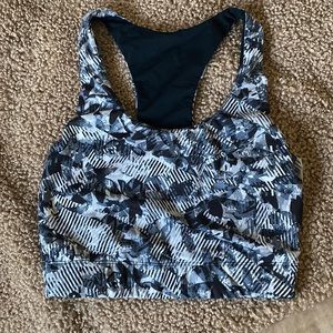 GapFit Sports Bra XS